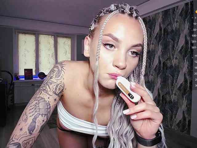 Модель: sweetiekittie