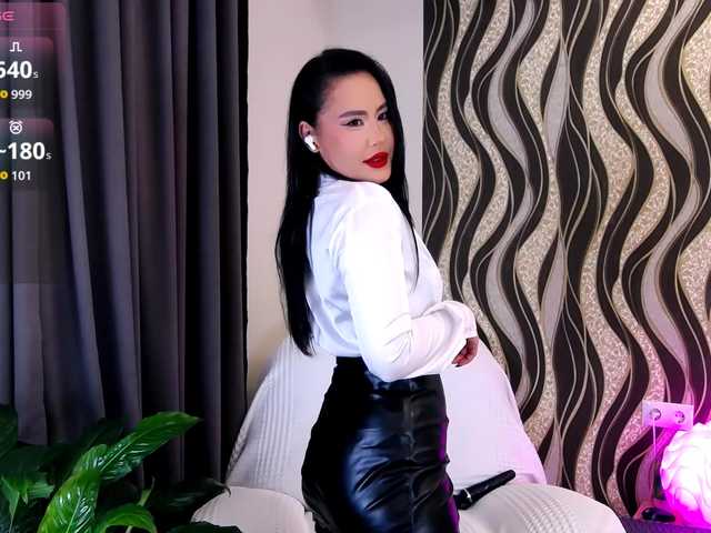 Blueberry111's BongaCams show and profile