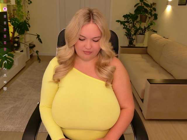 Watch Angel-A, she wants to masturbate for you Angel-A from BongaCams