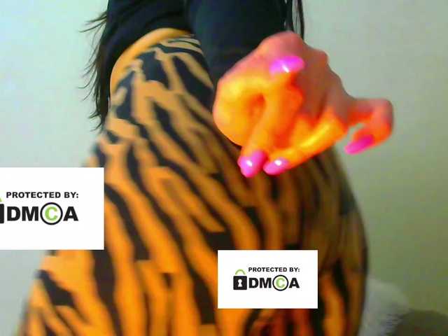 FeminaF's BongaCams show and profile