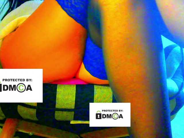 FeminaF's BongaCams show and profile