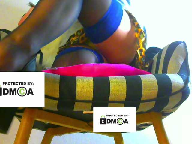 FeminaF's BongaCams show and profile