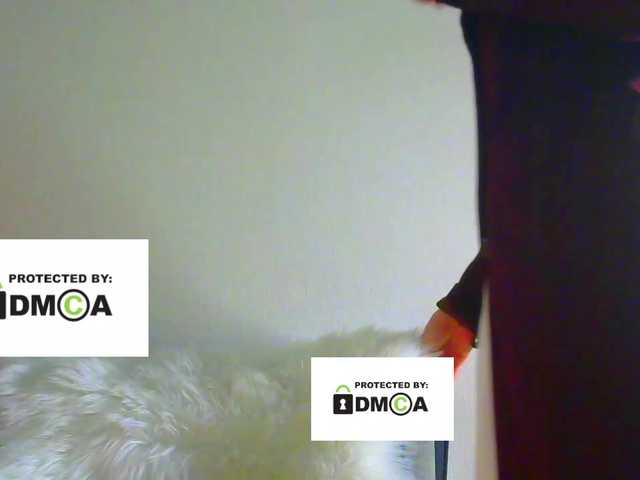 FeminaF's BongaCams show and profile