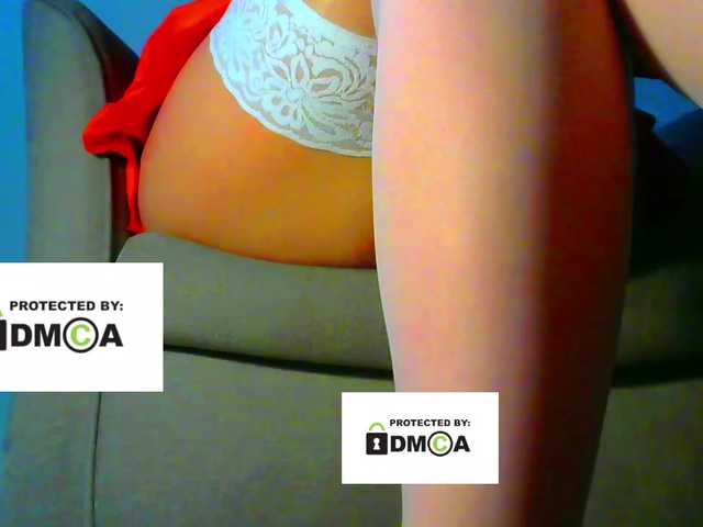 FeminaF's BongaCams show and profile