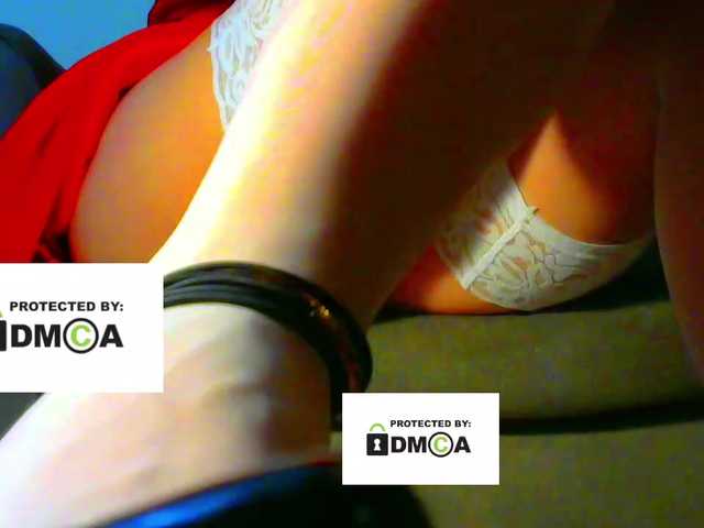 FeminaF's BongaCams show and profile