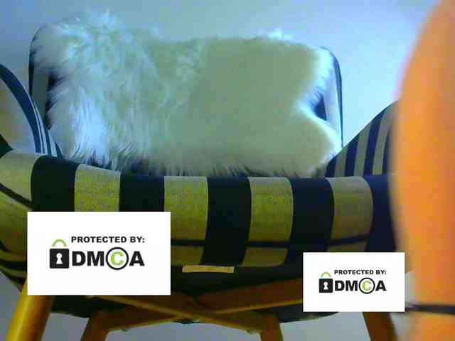 FeminaF webcam
