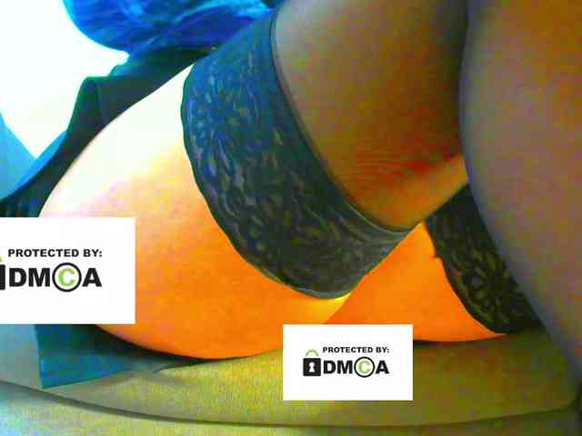 FeminaF webcam