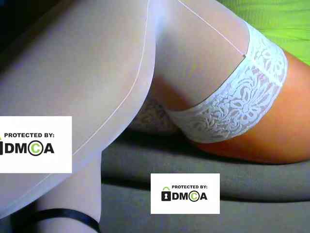 FeminaF webcam