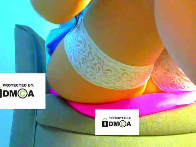 FeminaF webcam
