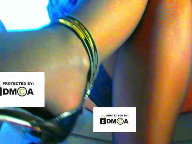 FeminaF webcam