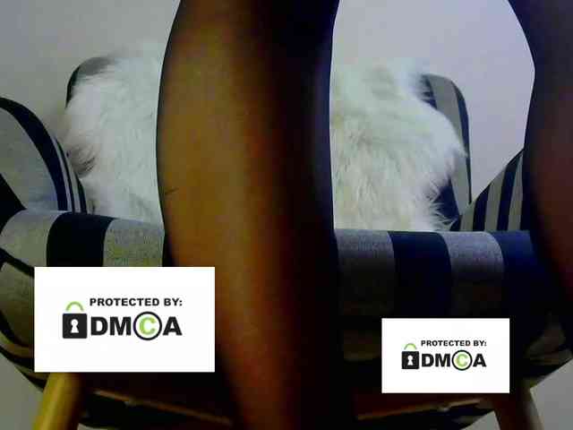 FeminaF webcam
