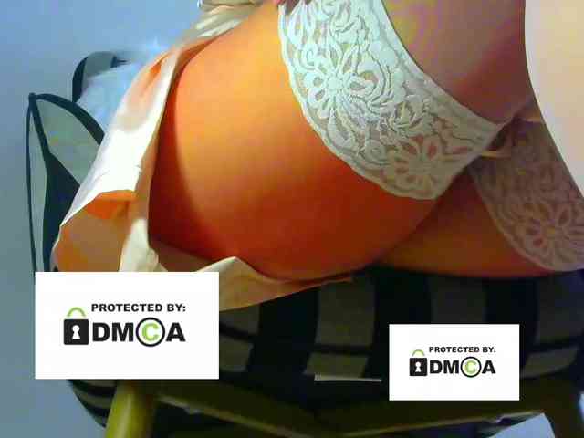 FeminaF webcam