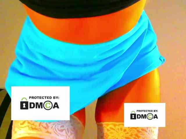 FeminaF webcam