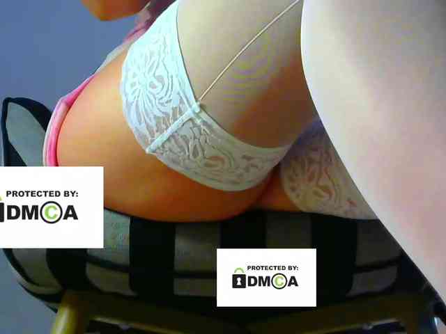 FeminaF webcam
