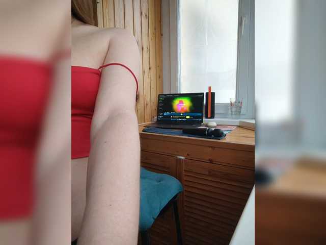 LolaTorr's BongaCams show and profile