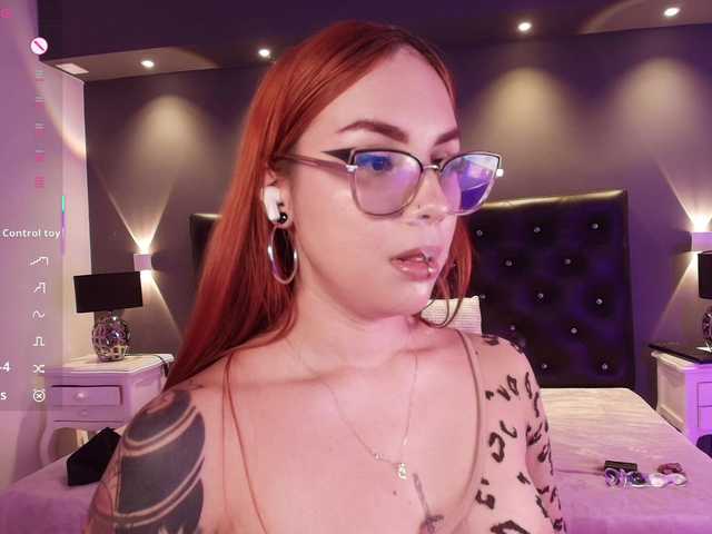 ArannaMartine's BongaCams show and profile