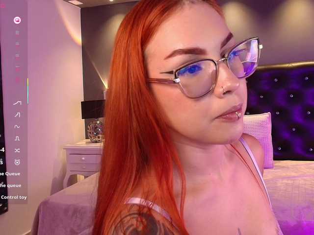 ArannaMartine's BongaCams show and profile