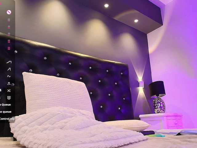 ArannaMartine's BongaCams show and profile