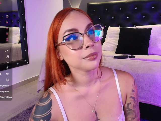 ArannaMartine's BongaCams show and profile