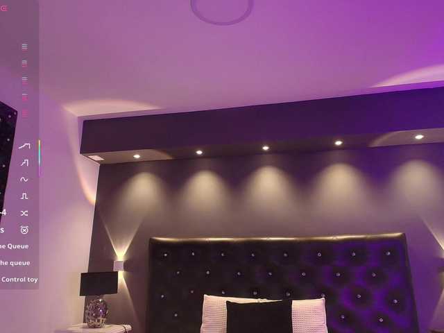 ArannaMartine's BongaCams show and profile