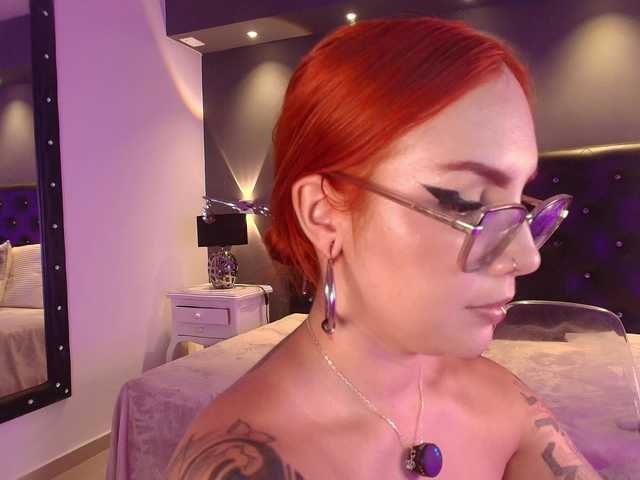 ArannaMartine's BongaCams show and profile