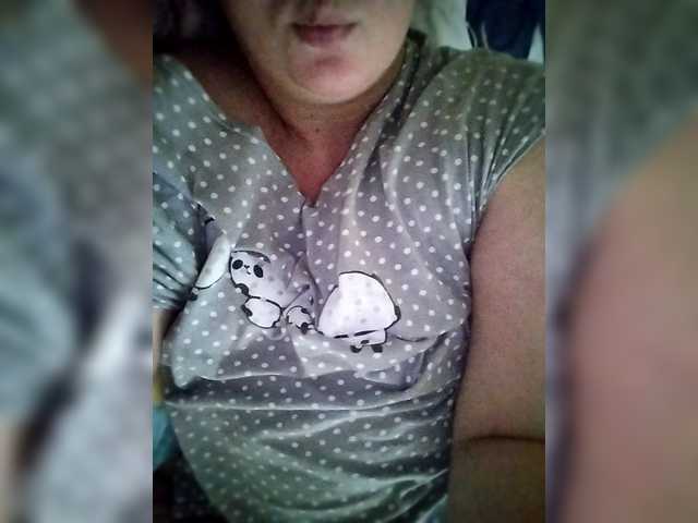 Mia883's BongaCams show and profile