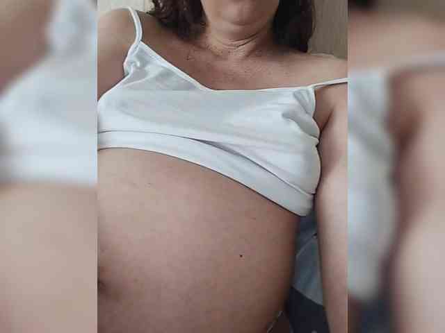 Mia883 webcam