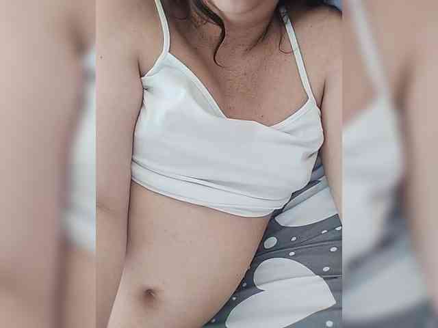 Mia883 webcam