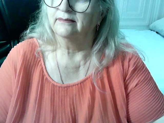 LolkaAlyss's BongaCams show and profile