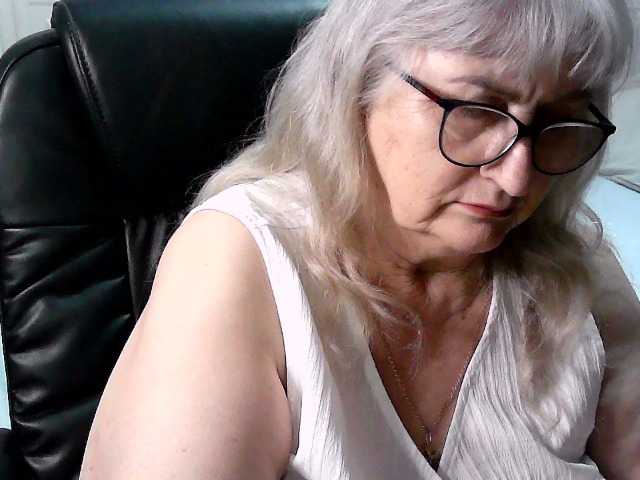 LolkaAlyss's BongaCams show and profile