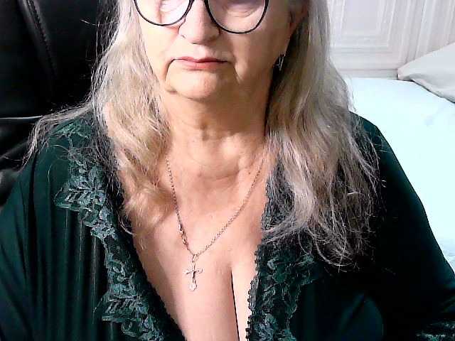 LolkaAlyss's BongaCams show and profile