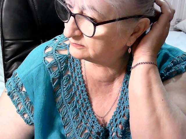 LolkaAlyss's BongaCams show and profile