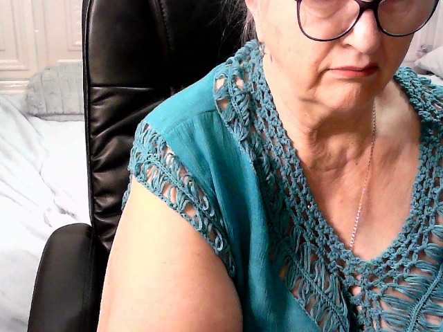 LolkaAlyss's BongaCams show and profile