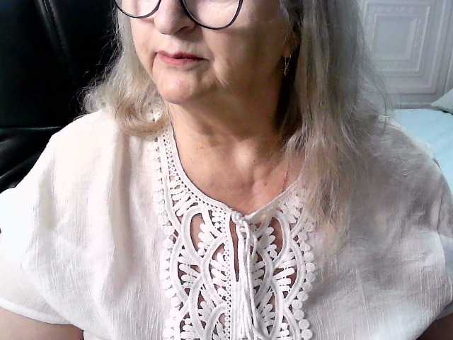 LolkaAlyss's BongaCams show and profile