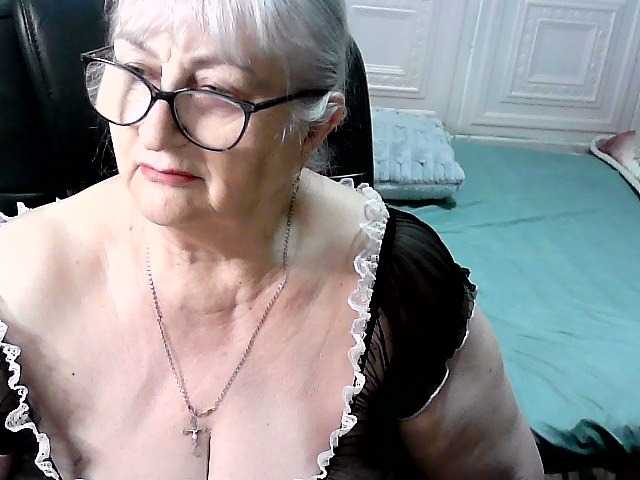 LolkaAlyss's BongaCams show and profile