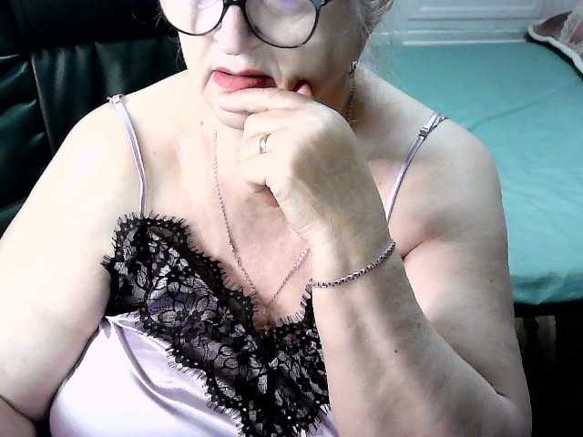 LolkaAlyss's BongaCams show and profile