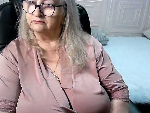 LolkaAlyss's BongaCams show and profile