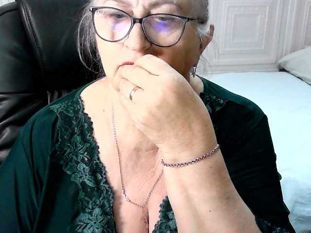 LolkaAlyss's BongaCams show and profile