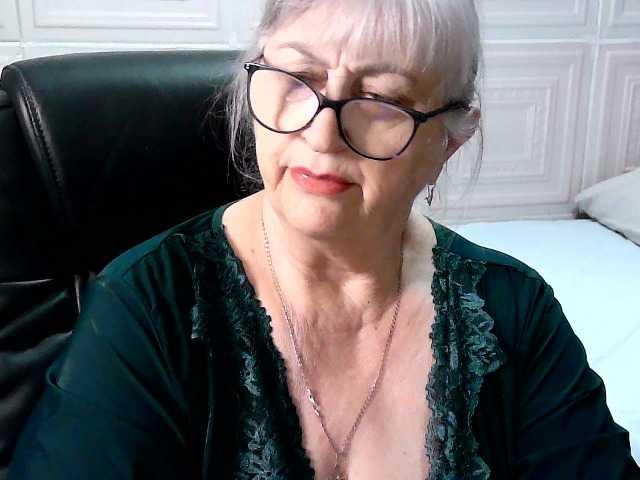 LolkaAlyss's BongaCams show and profile