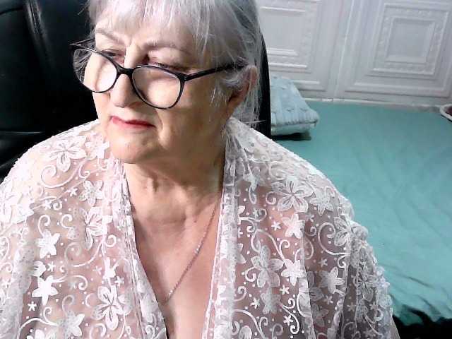 LolkaAlyss's BongaCams show and profile