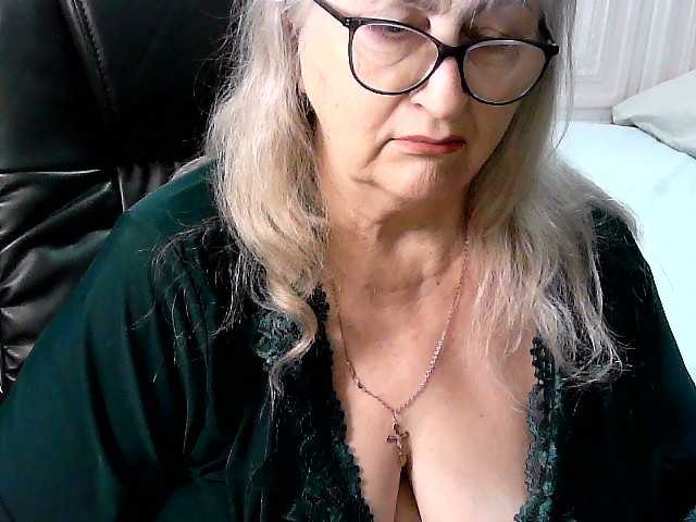 LolkaAlyss's BongaCams show and profile