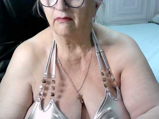 LolkaAlyss's BongaCams show and profile