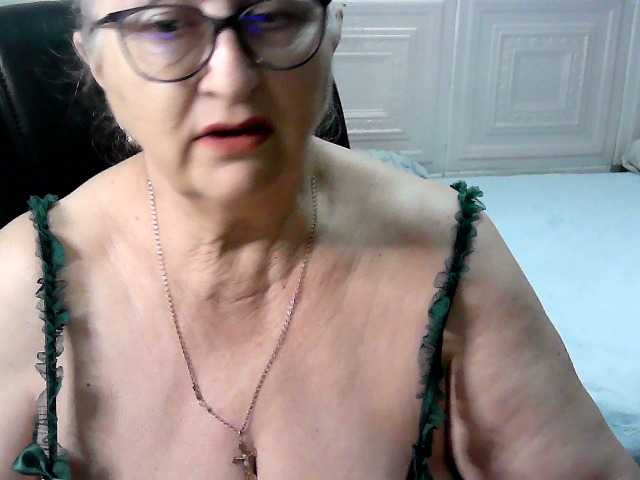 LolkaAlyss's BongaCams show and profile