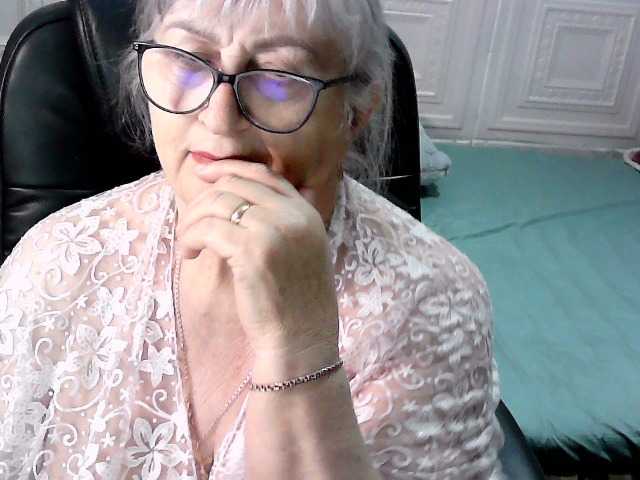 LolkaAlyss's BongaCams show and profile