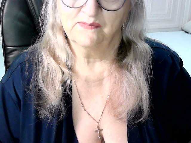 LolkaAlyss's BongaCams show and profile