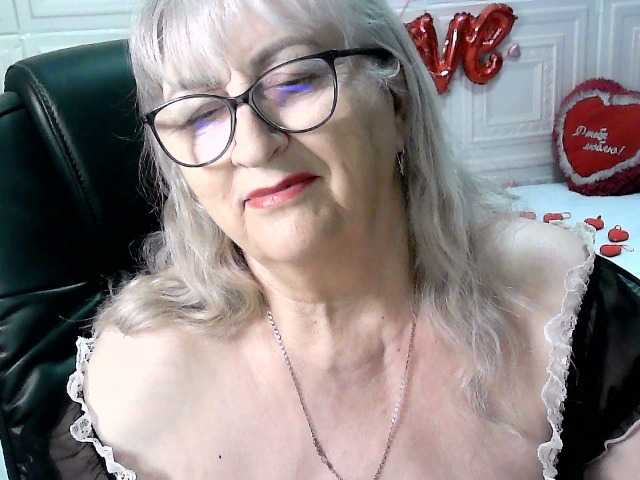 LolkaAlyss's BongaCams show and profile