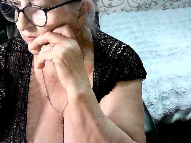 LolkaAlyss webcam