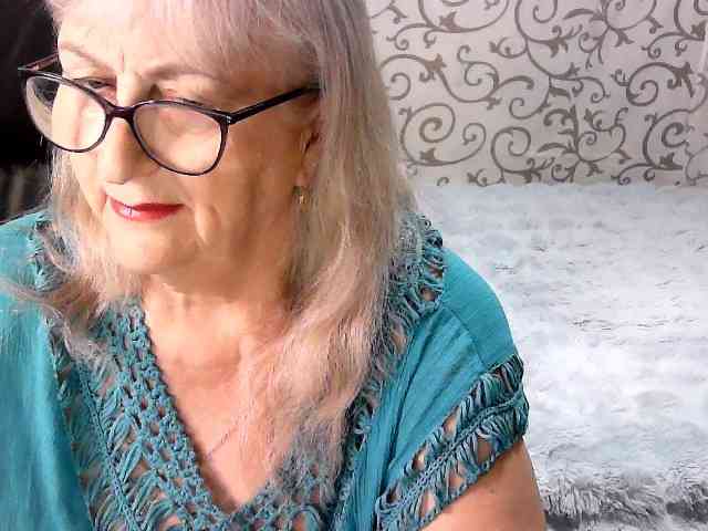 LolkaAlyss webcam