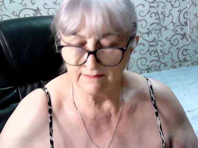 LolkaAlyss webcam
