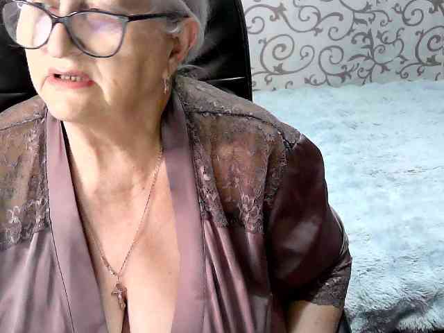LolkaAlyss webcam